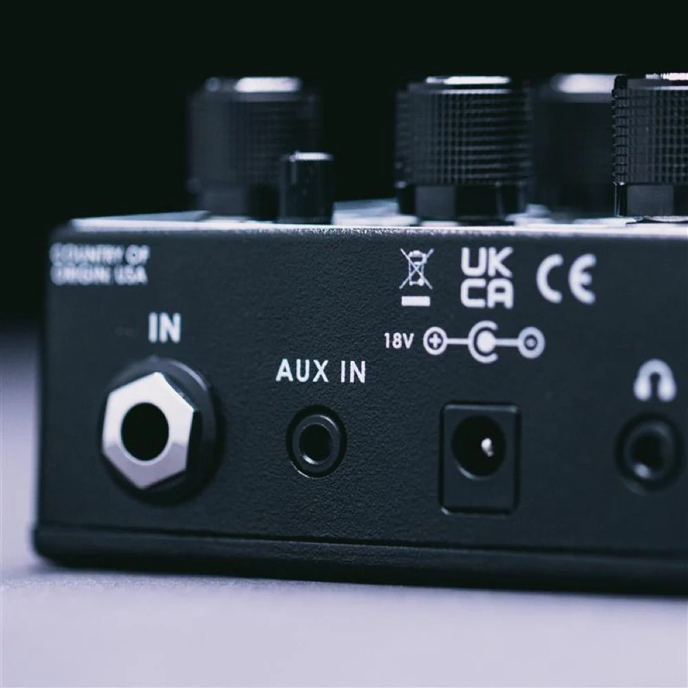 Aguilar AG PREAMP Preamp DI Box w/ 4-Band EQ Black - Image 3