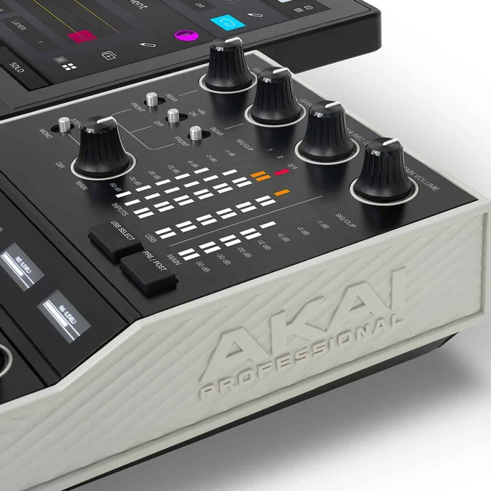 AKAI MPC XL Standalone Music Production Centre for Sampling & Sequencing - Image 4