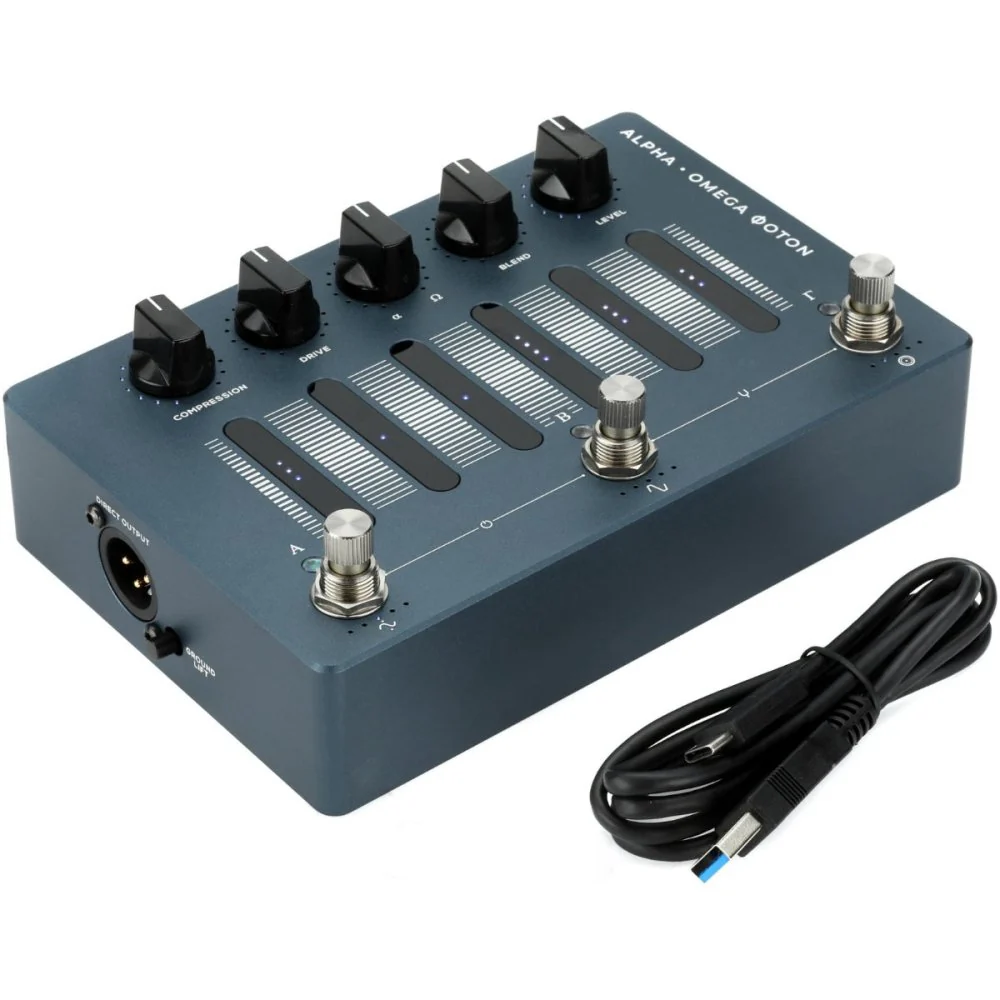 Darkglass Alpha Omega Photon Bass Distortion, Compression, EQ, Preamp DI & Interface - Image 2