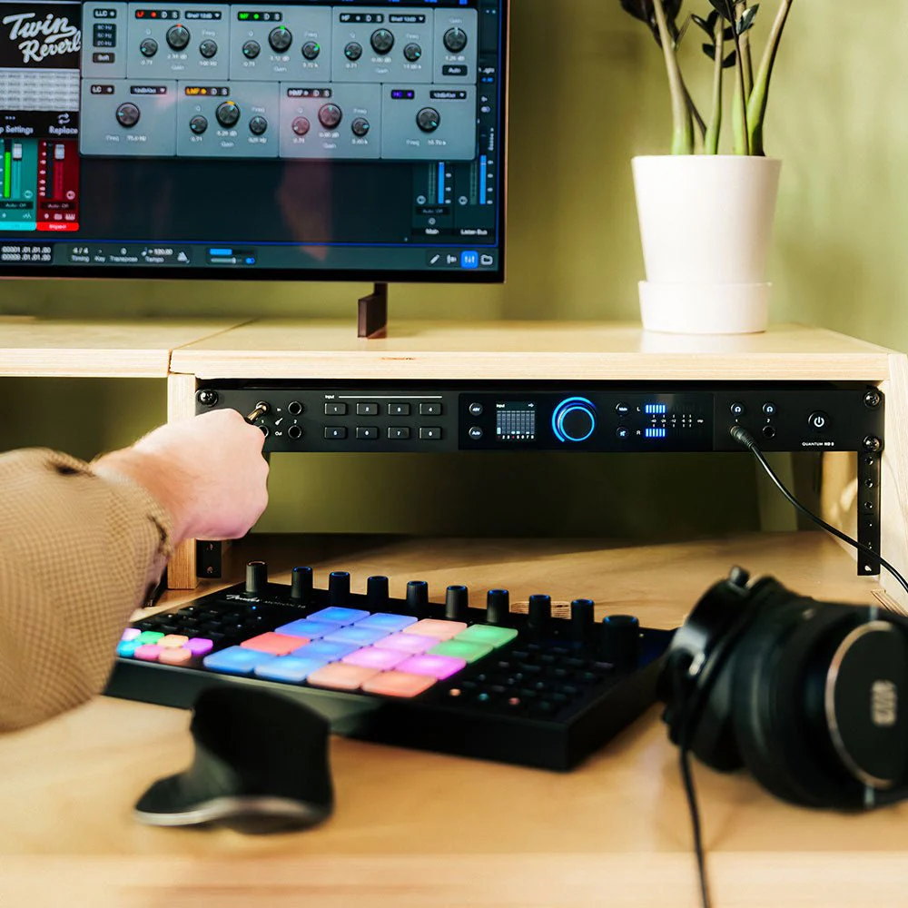 Fender Quantum HD8 26x30 32 bit / 192 kHz USB-C Audio Interface Incl. Fender Studio Pro 8 (Perpetual) - Image 2