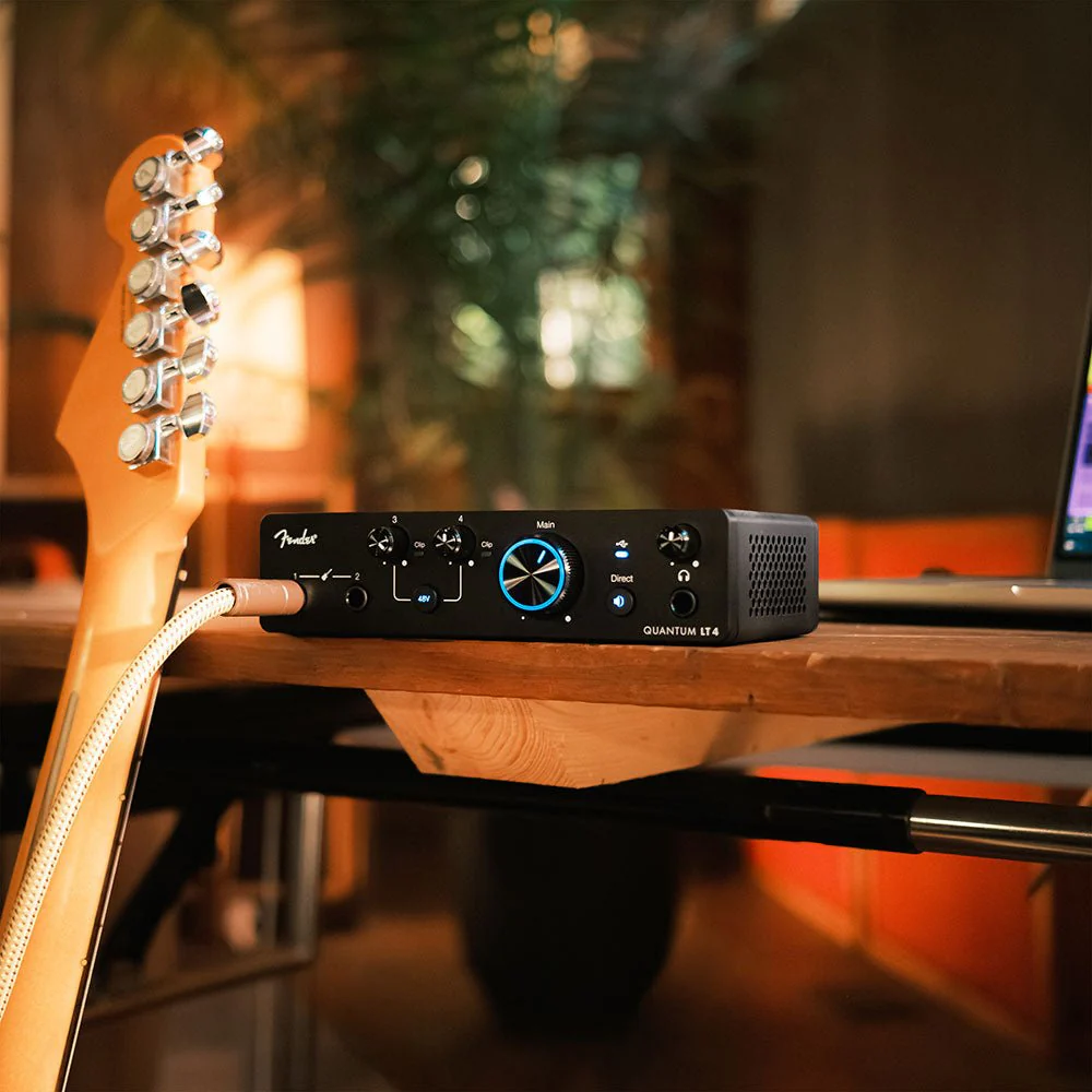 Fender Quantum LT4 4x4 24 BIt / 192 kHz USB-C Audio Interface - Image 2