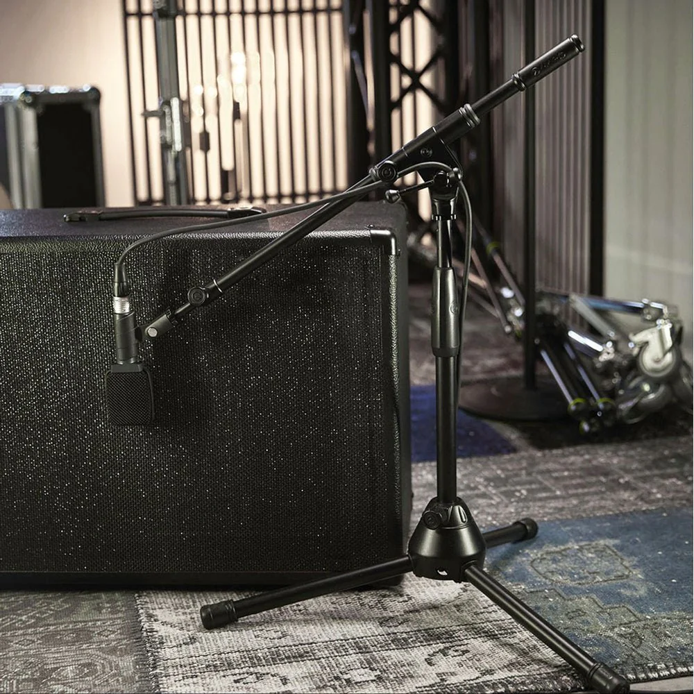 Gravity GTMS4232B Touring Short Tripod Mic Stand w/ Ext Boom & T-BAR - Image 2