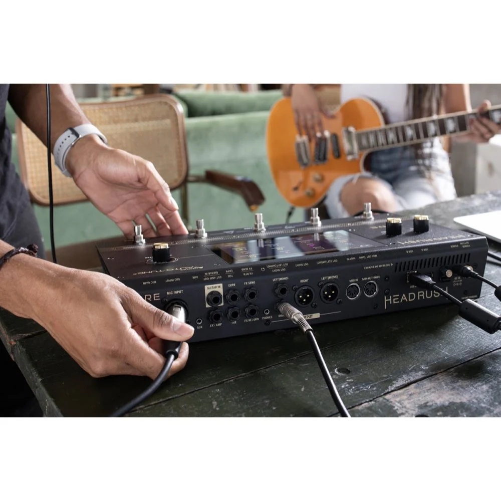 Headrush CORE Guitar & Vocal Processor w/ Multi Effect, AutoTune, Looper & Amp Modeller - Image 8