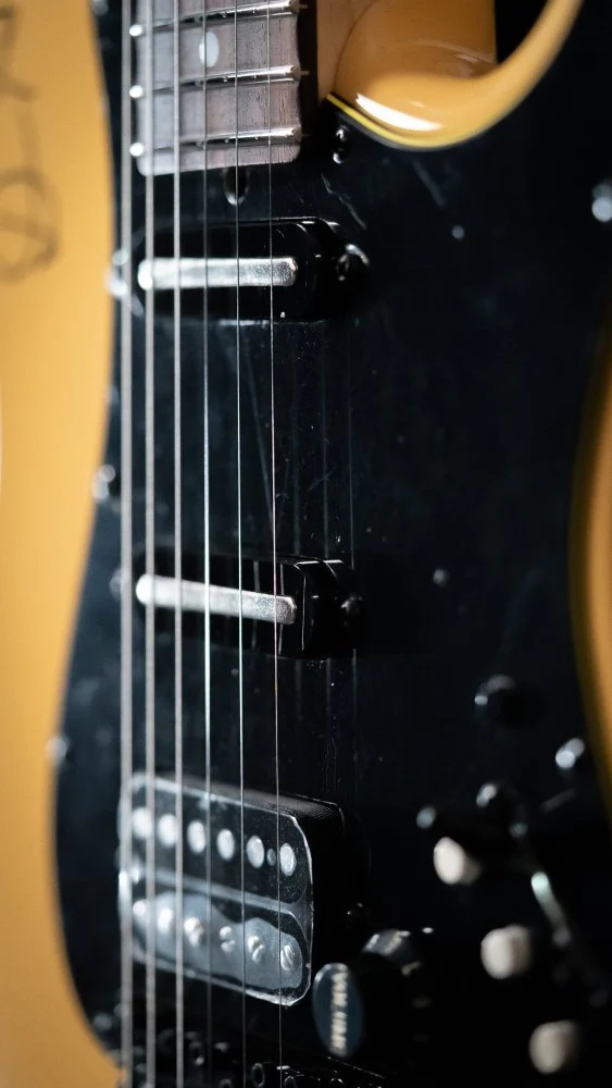 James Tyler USA Dann Huff Yellow Classic w/ Floyd Rose - Image 12
