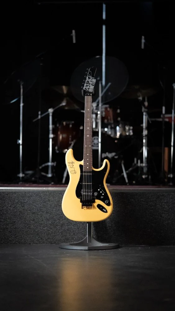 James Tyler USA Dann Huff Yellow Classic w/ Floyd Rose - Image 3