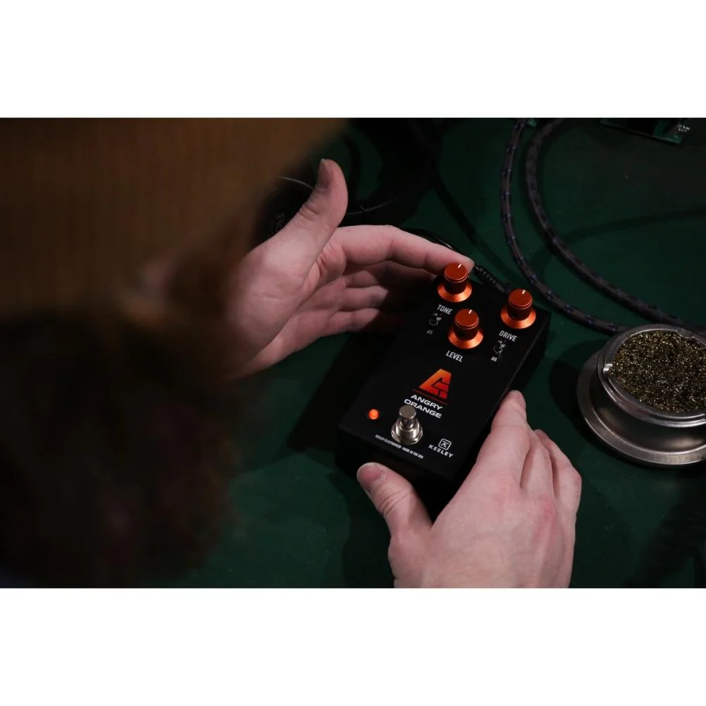Keeley Angry Orange 4-in-1 Fuzz & Distortion Based on Civil War Muff & DS-1 - Image 14