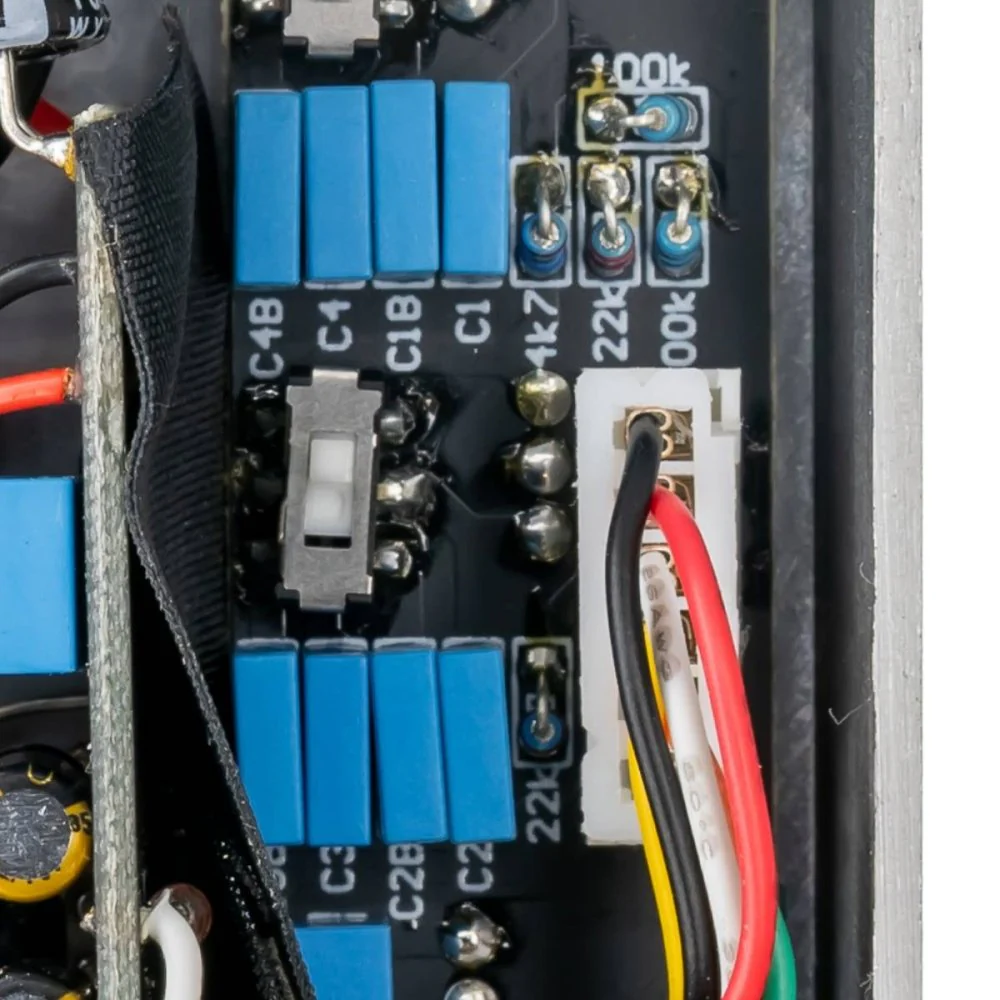Lee Custom Amp 12AU7PRE Tube Driven Preamp Silver & Blue Knob - Image 3