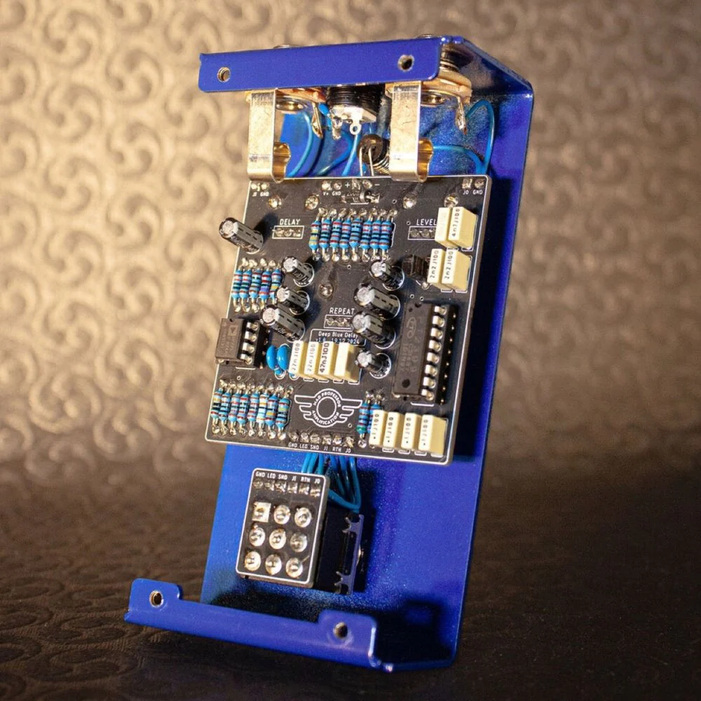 Mad Professor HANDWIRED Deep Blue Delay Tape Echo Delay - Image 3