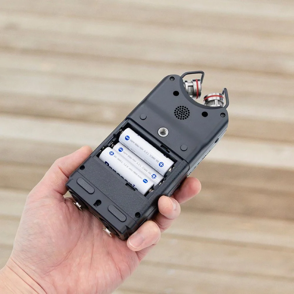 Tascam DR-40XP 4-Channel 32-Bit Float Handheld Recorder w/ USB-C Audio Interface - Image 12
