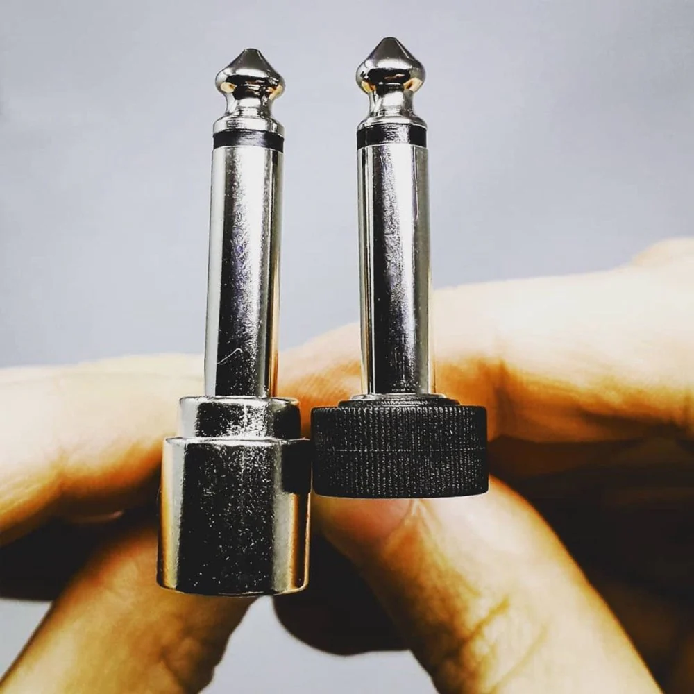 TourGear Designs Flat Audio Patch Cable TS Mono to TS Mono S Shape - Image 4