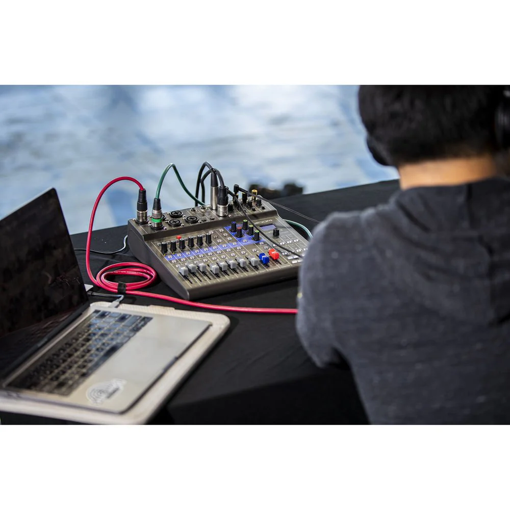 Zoom LiveTrak L-8 8Ch Digital Mixer / Recorder 12-in / 4-out USB Audio Interface - Image 7